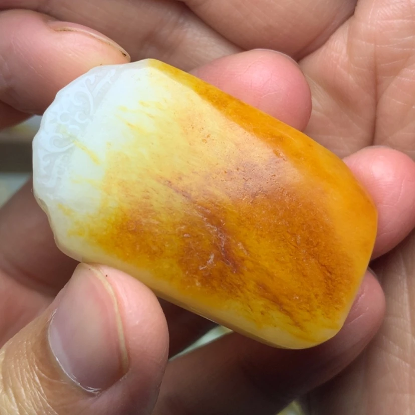 【闪购商品】颈饰未镶嵌和田玉