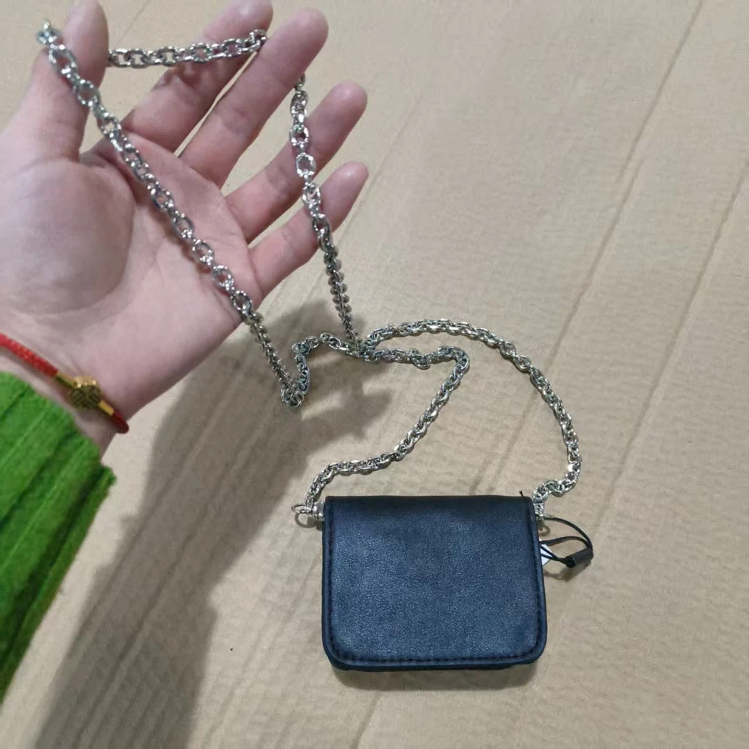 黑 色 链接零钱包