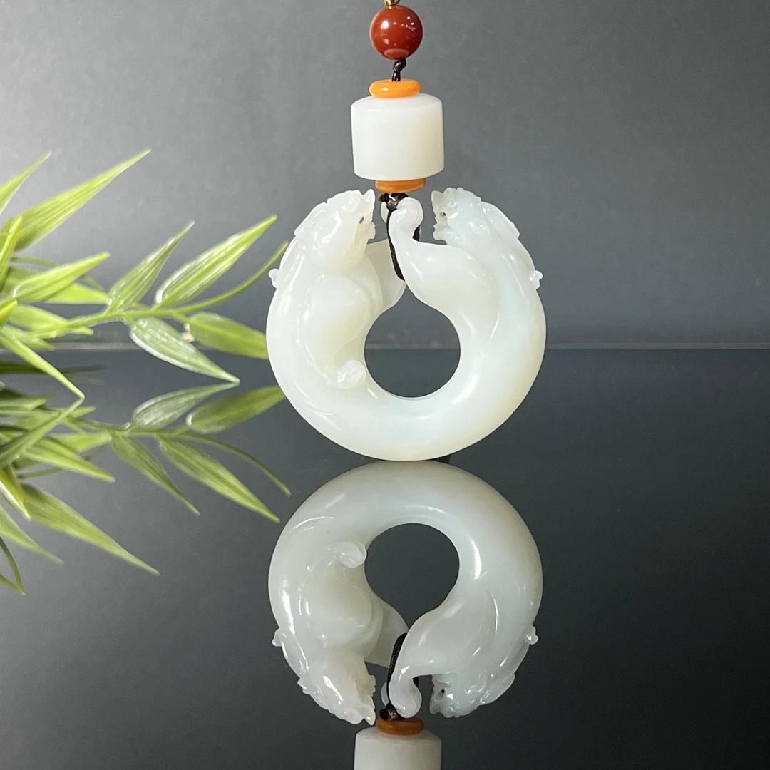 1202GC6626和田玉把件