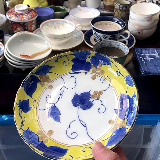 中古物品默认微瑕，谨慎参拍，满18包邮！