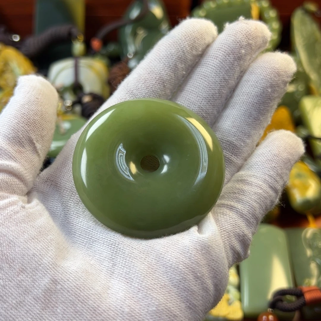 岫岩老玉（透闪石质玉）挂件未镶嵌风*客