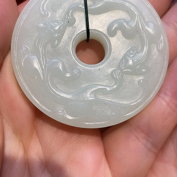 金***生未镶嵌和田玉车挂