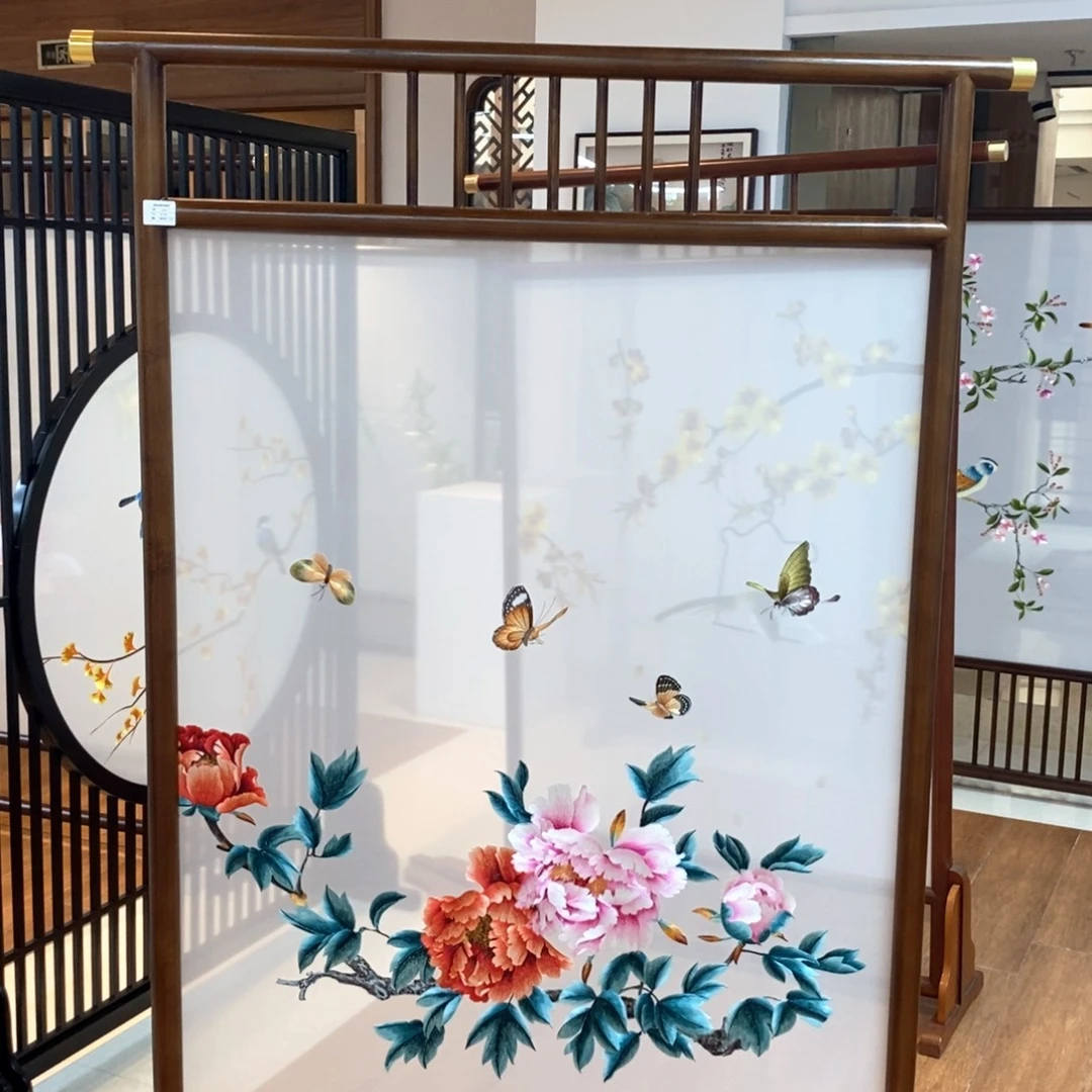 木（非红木类）白蜡木苏绣屏风