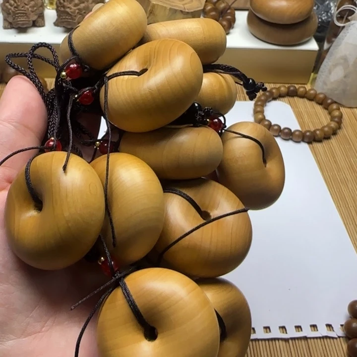 无事牌檀香木老山檀香平安扣全品