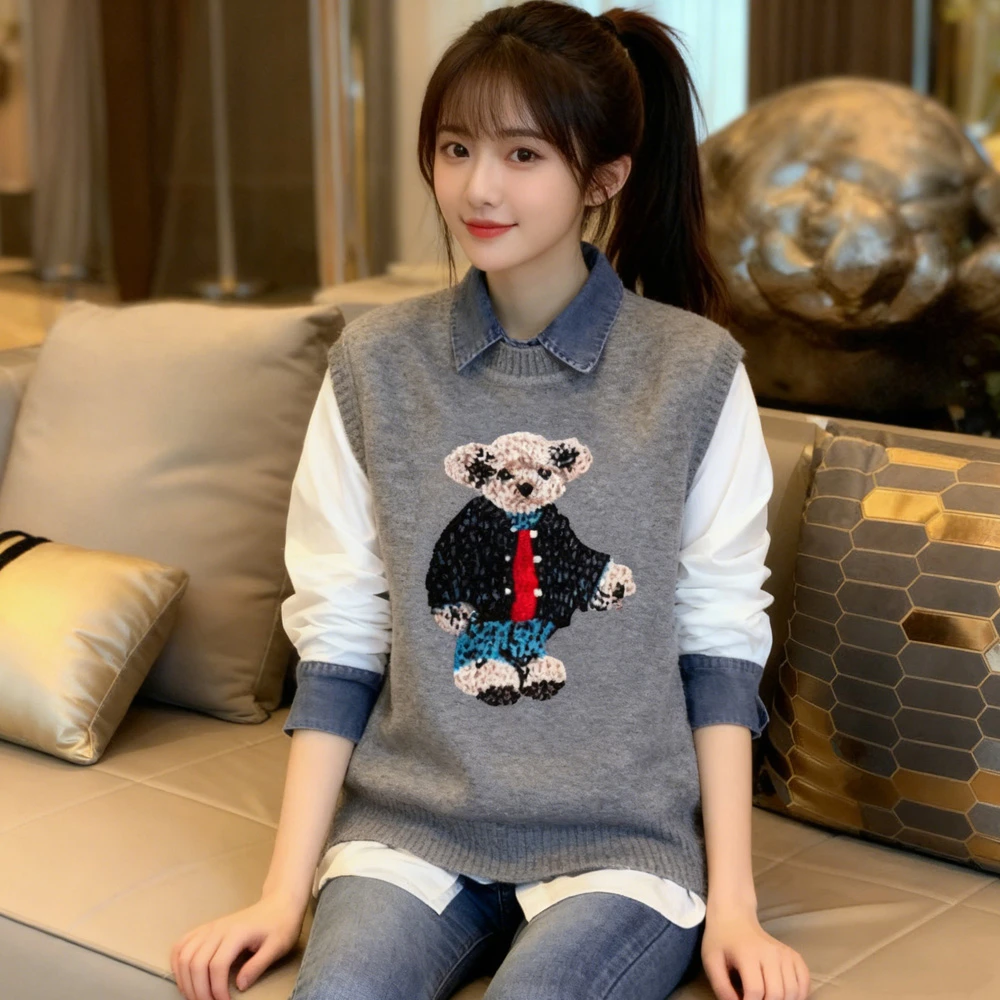 气质一整套穿搭套装女秋冬新款领带熊针织马甲牛仔拼接衬衫两件套