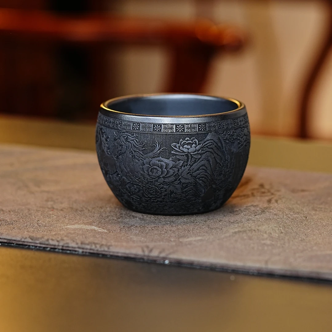新 宜兴原矿石黄茶具全手工刻绘八骏高端紫砂主人杯
