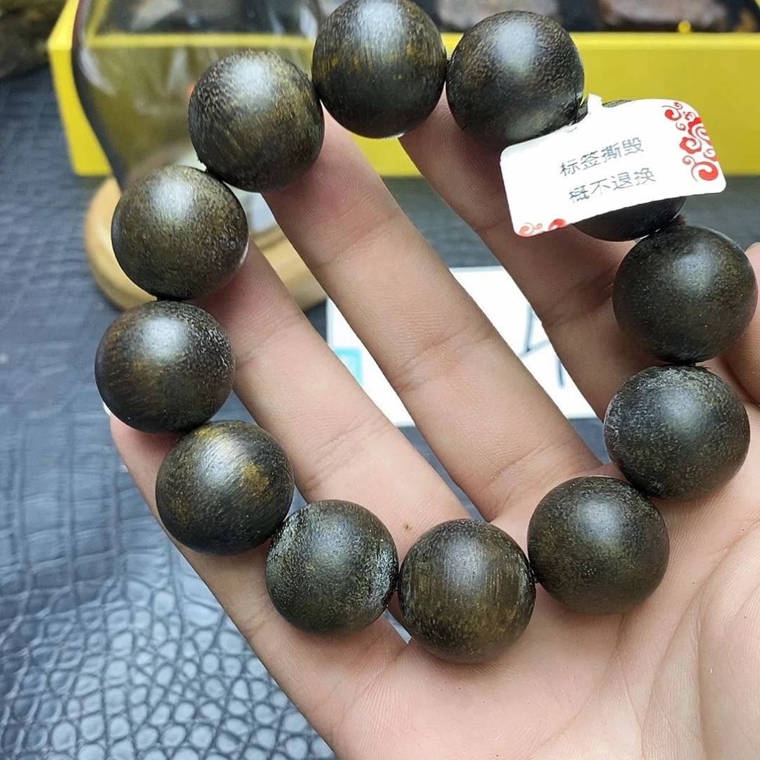 沉香碎屑沉香112莺歌绿