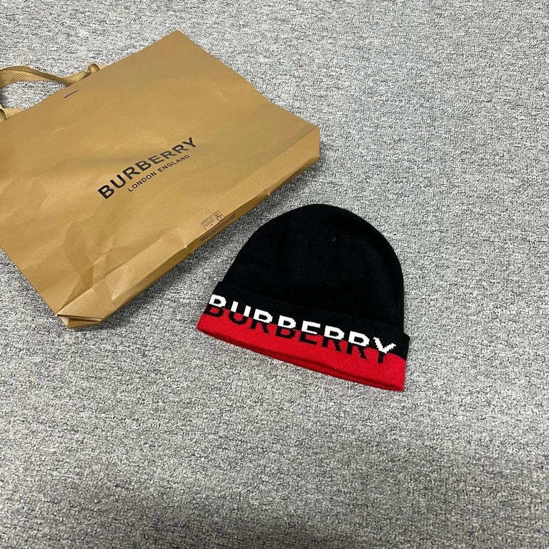 99新 BURBERRY/博柏利 Burberry 针织 冷帽