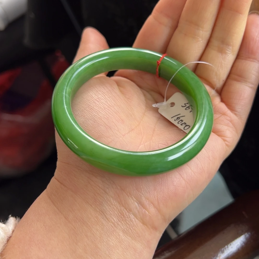 和田玉（碧玉）未镶嵌手镯