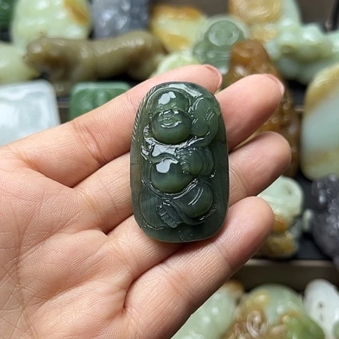 颈饰未镶嵌和田玉