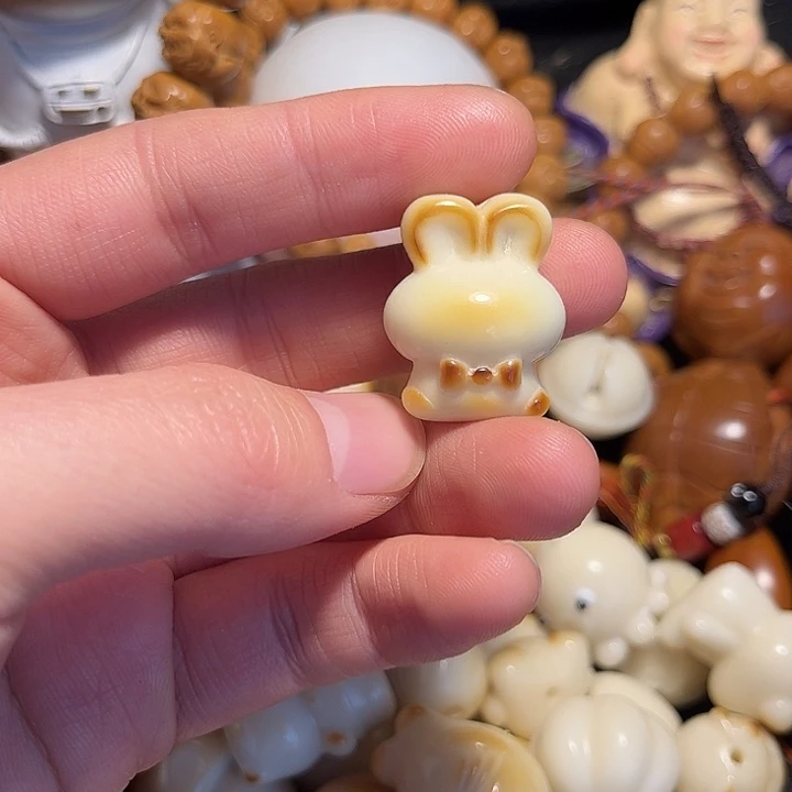 手串/手链橄榄核象牙果无相兔子