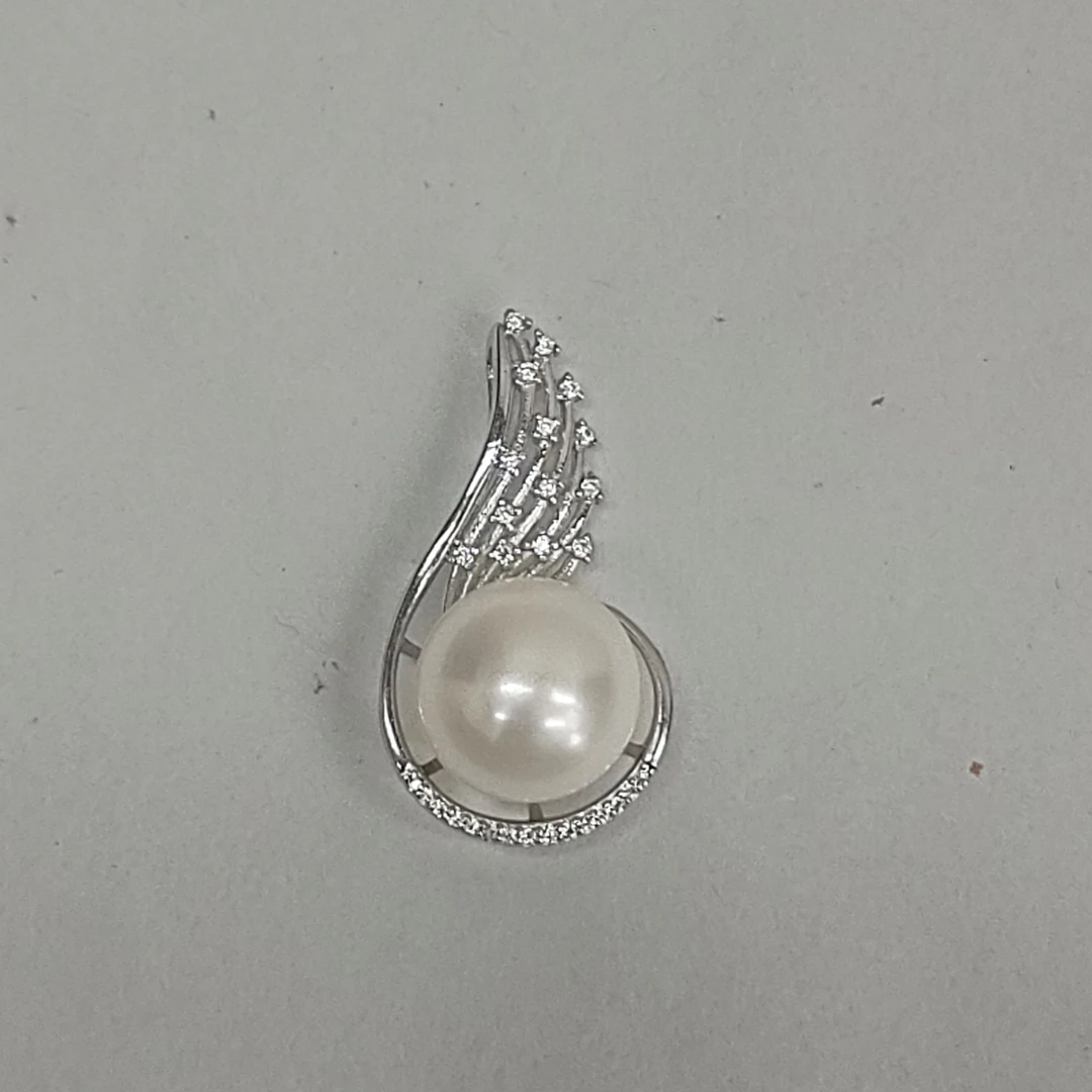 天然淡水珍珠吊坠   XL3195