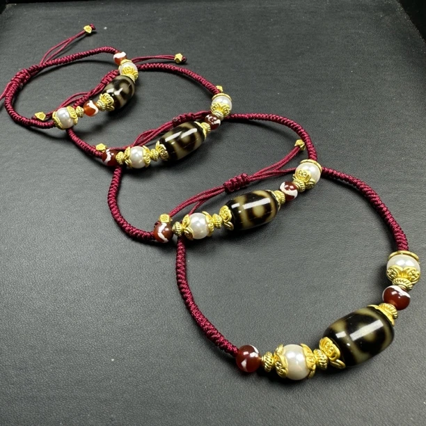 玖扬甄选-台湾7A级 定制 牙黄 坦诚三眼 高端 时尚 百搭 玛瑙手绳