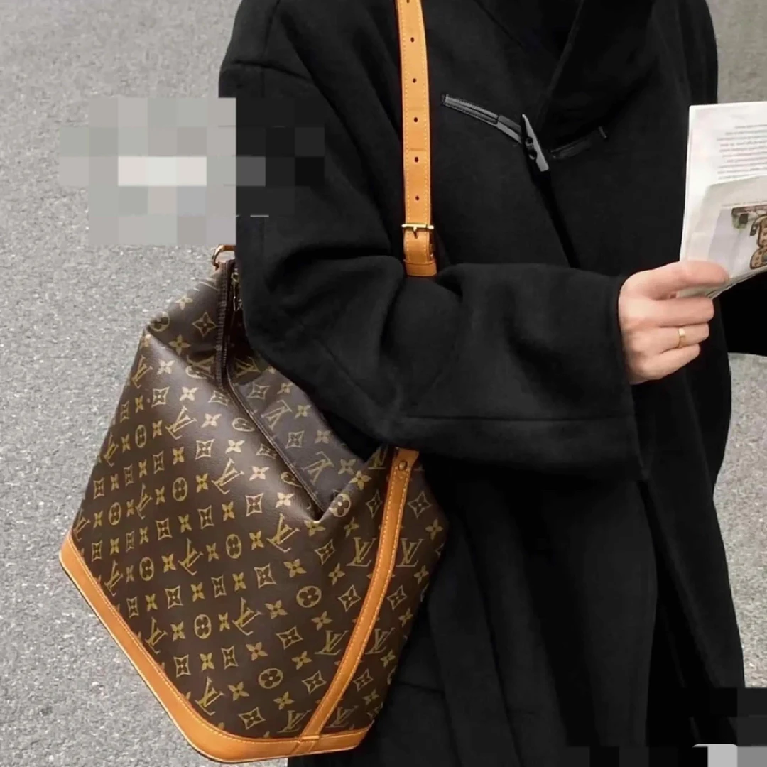 95新 LouisVuitton/路易威登 95新-01年中古莎朗斯通联名合作款