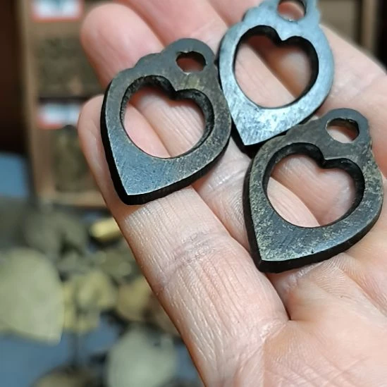 木***3硅胶拉手三个，包浆自然