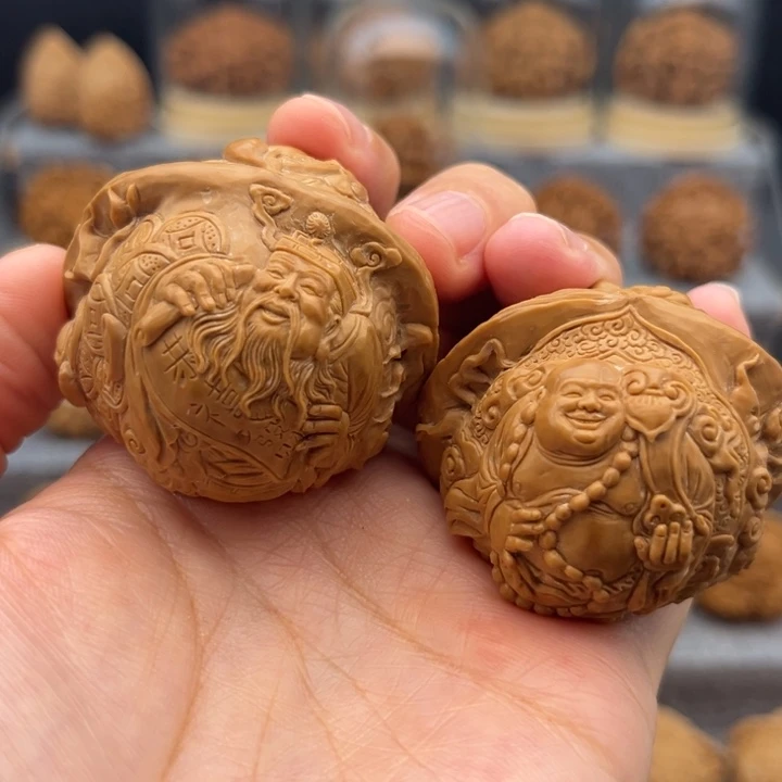 垲***熠核桃把件1111111111111