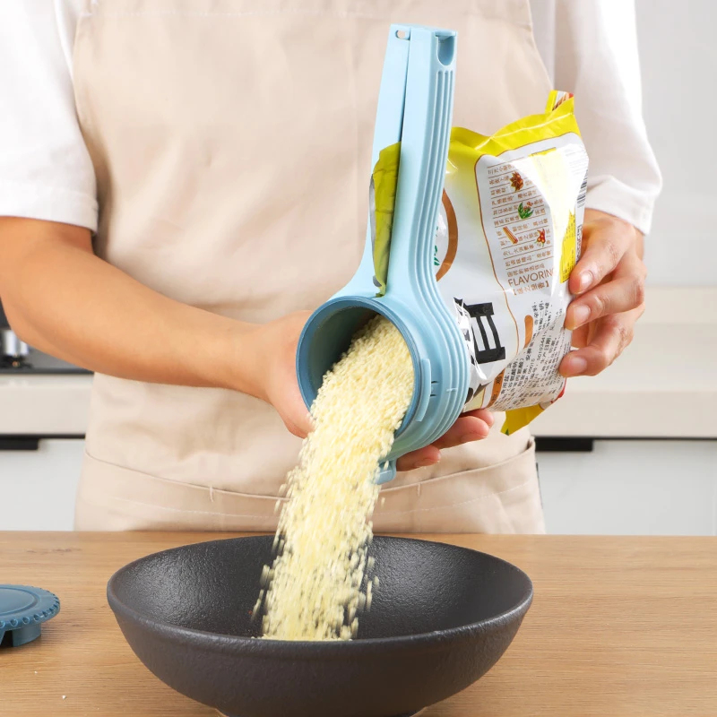 猫粮封口夹密封出料嘴塑料袋夹子厨房茶叶保鲜带盖奶粉密封夹