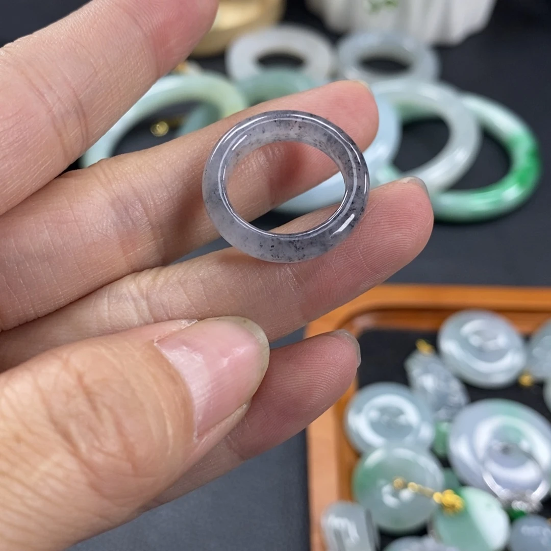媚***翡翠未镶嵌戒指天然翡翠