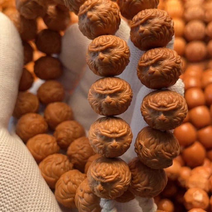 猴头核桃吊坠文*斗战胜佛