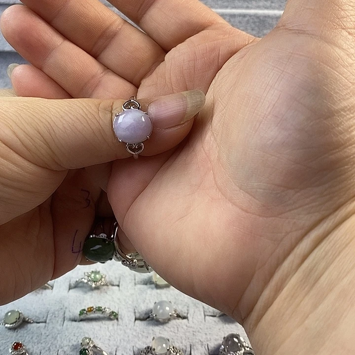 未镶嵌戒指翡翠硕**蕾缅甸