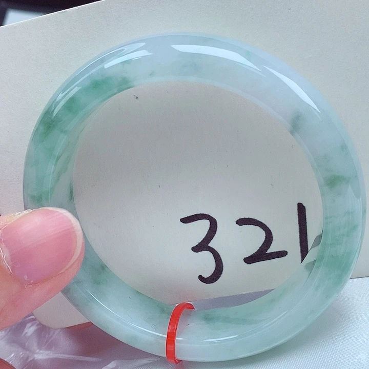 翡翠未镶嵌手镯翡翠