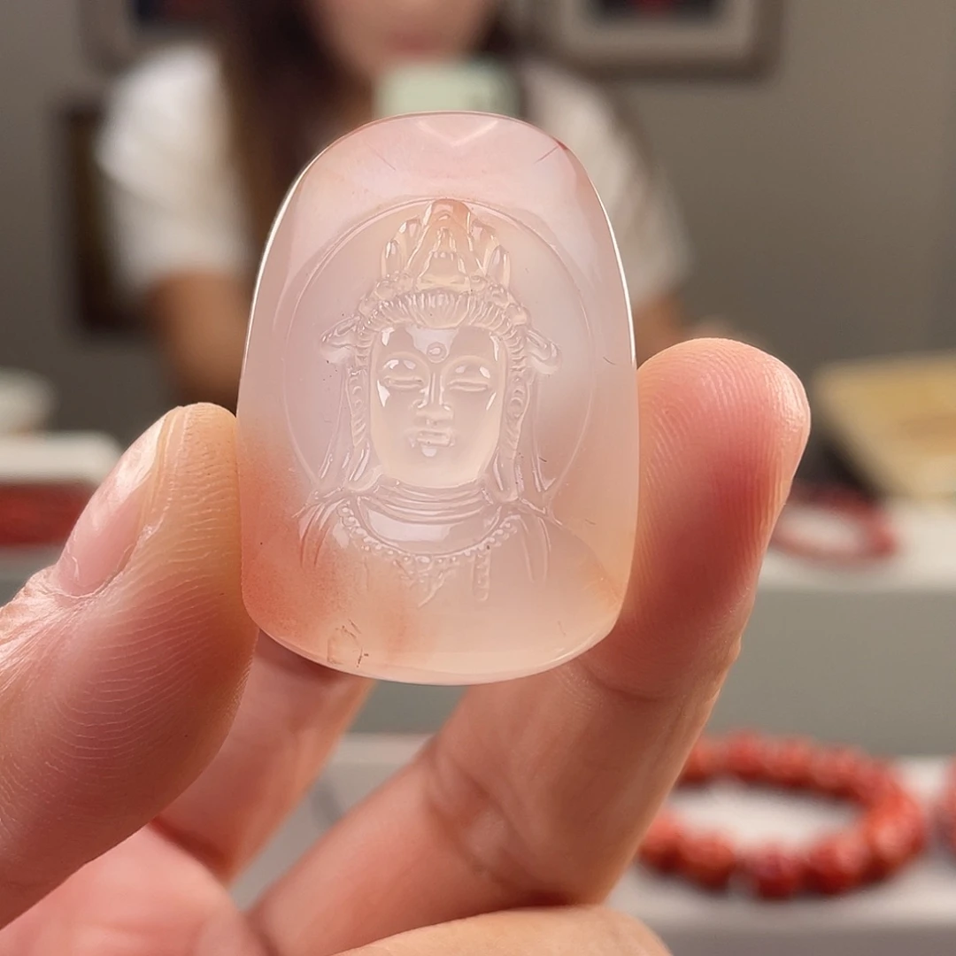 颈饰未镶嵌南红玛瑙