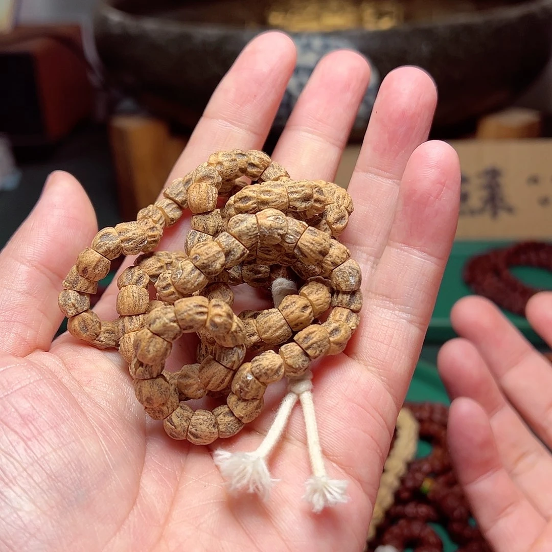 柏香籽/百香籽吊坠200