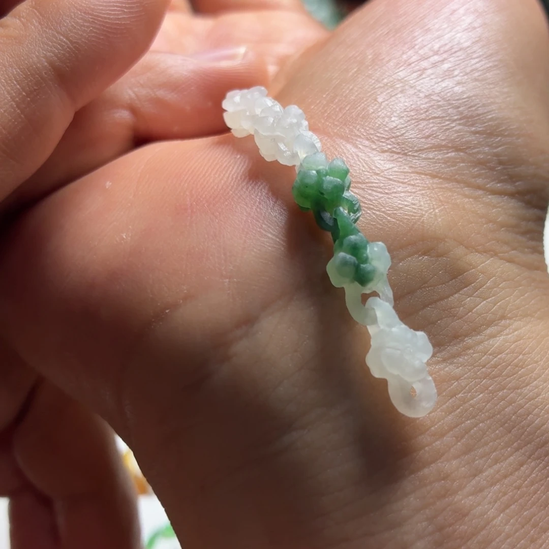 未镶嵌定制翡翠手串