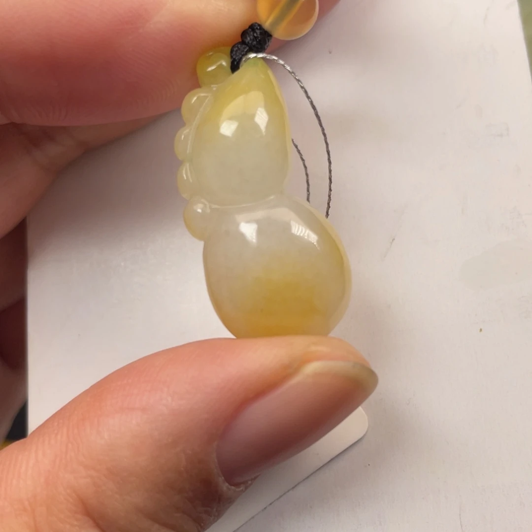 翡翠未镶嵌颈饰翡翠吊坠