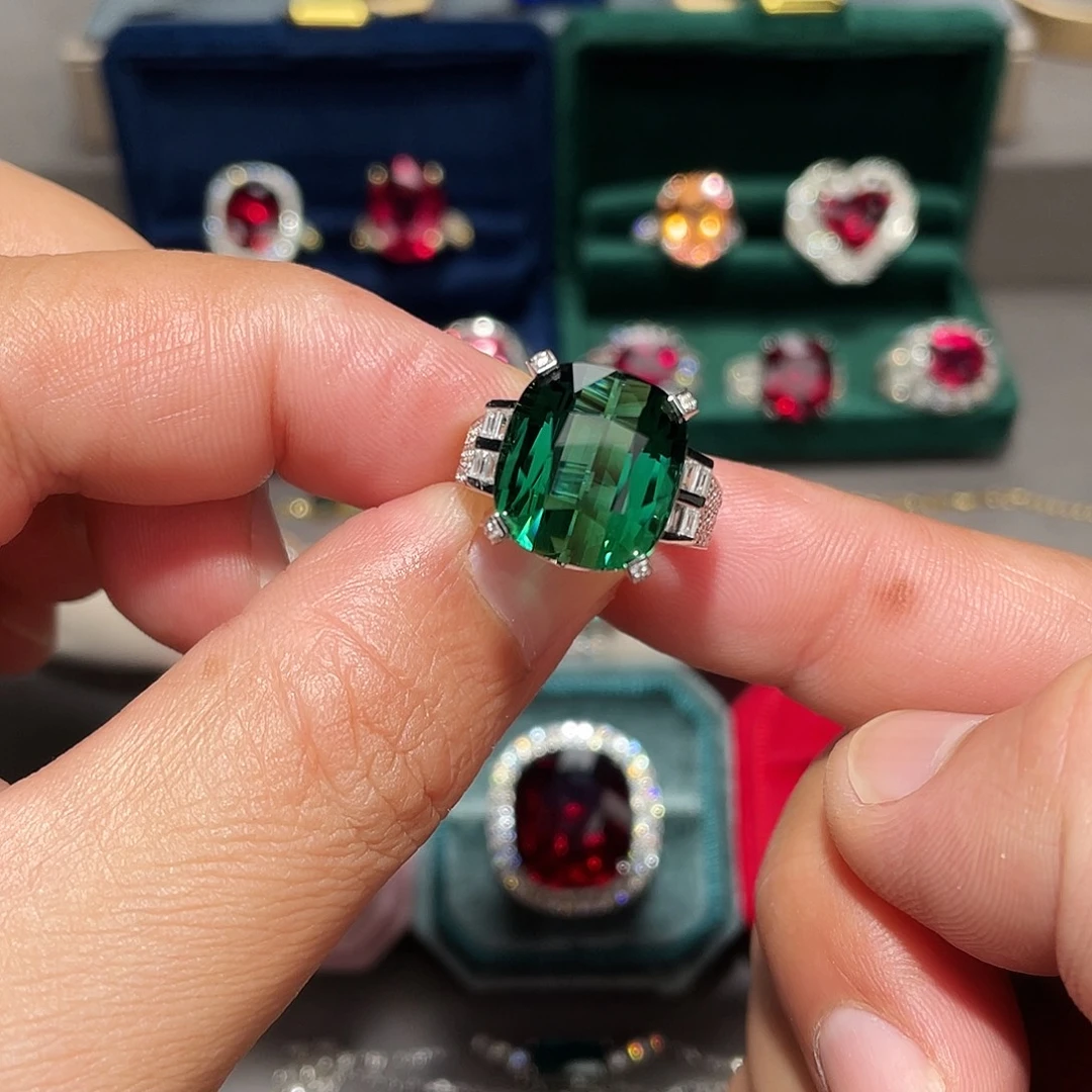 碧玺戒指18K金镶嵌12.75ct