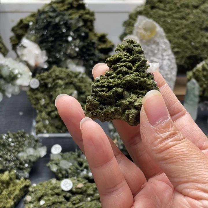 未镶嵌珠宝半成品水晶悠****
