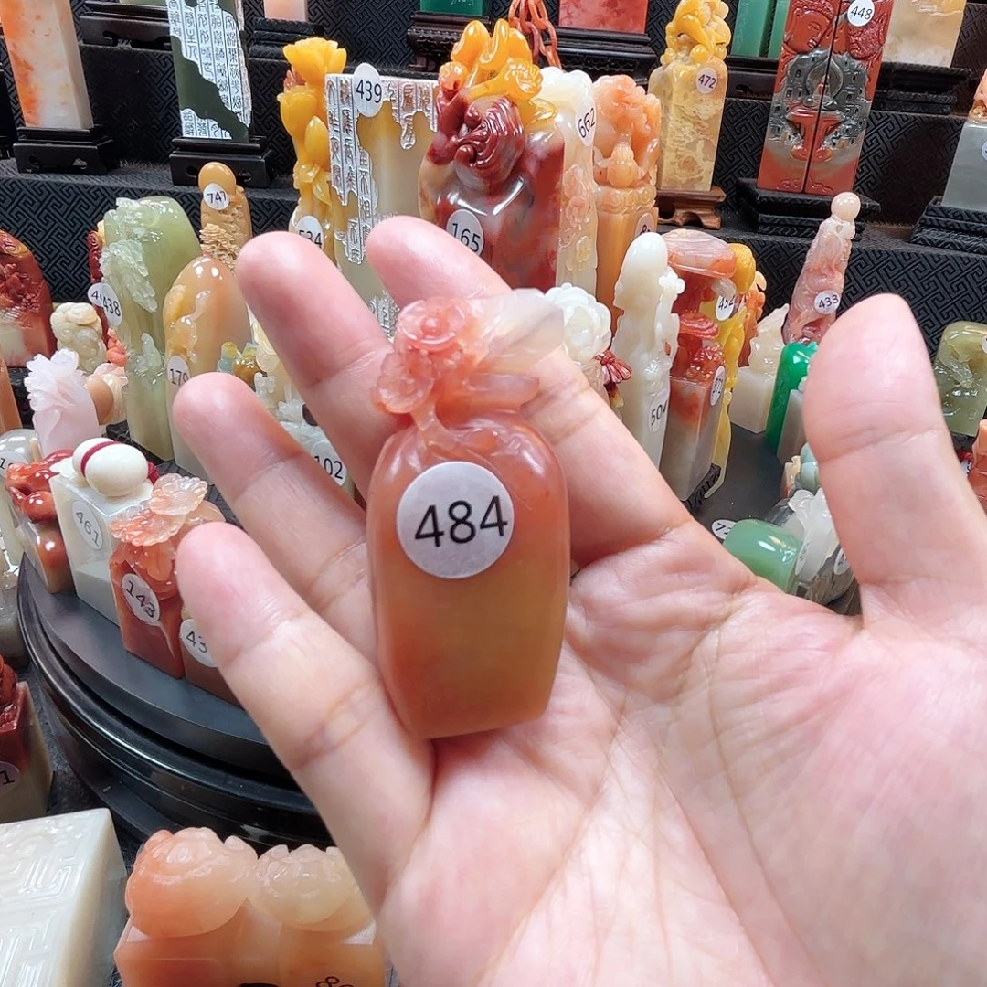 其他寿山石梅花花瓶