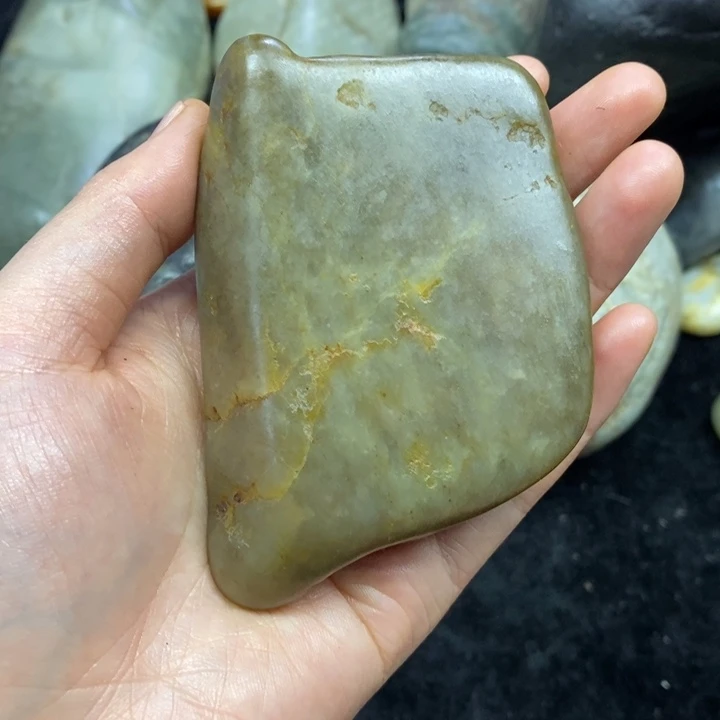 未镶嵌和田玉（糖玉）挂件