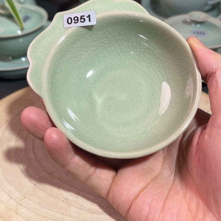 汝瓷0951帽檐洗豆青色……