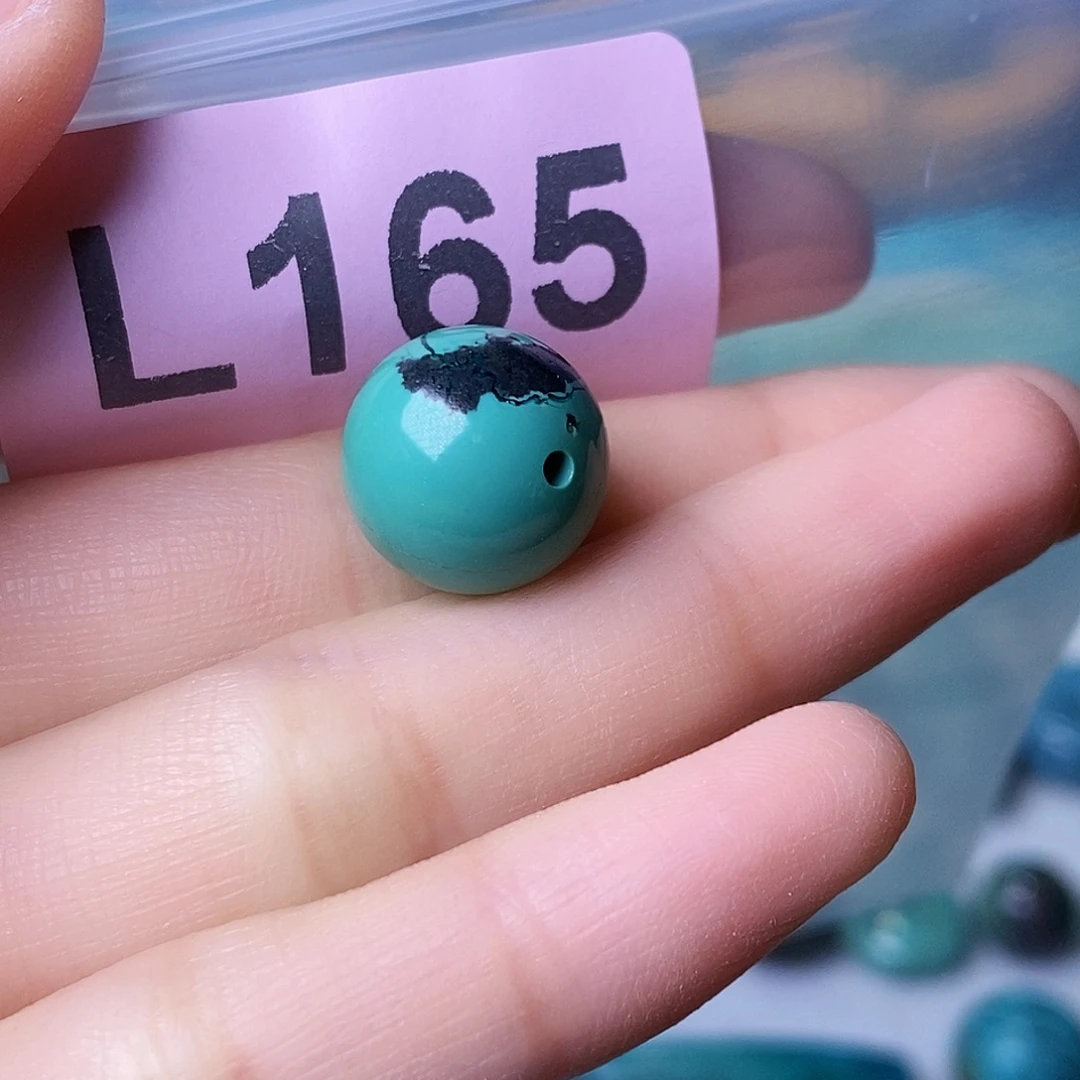 十堰原生态绿石头特色手工配饰