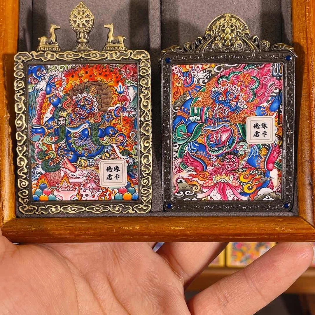 六臂大黑天热贡小唐卡