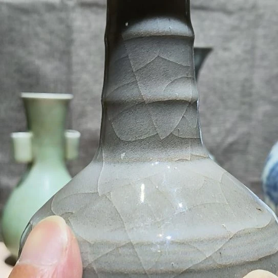 尚***室好看的竹节瓶一个