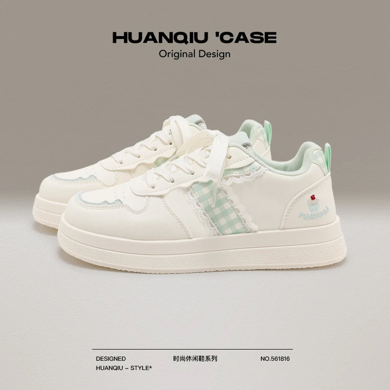 环球小白鞋女2025秋季新款厚底轻便休闲运动面包鞋女百搭透气板鞋