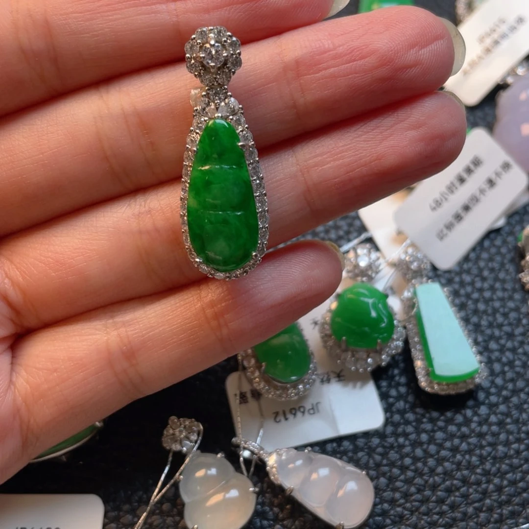 翡翠银S925镶嵌吊坠(不含链)