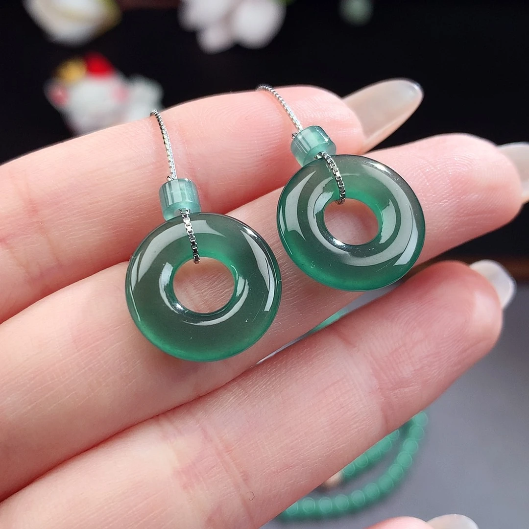 翡翠手镯（圆镯）未镶嵌