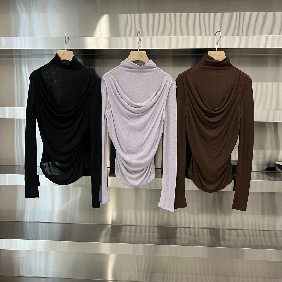 英黎术语高领设计款毛针织衫