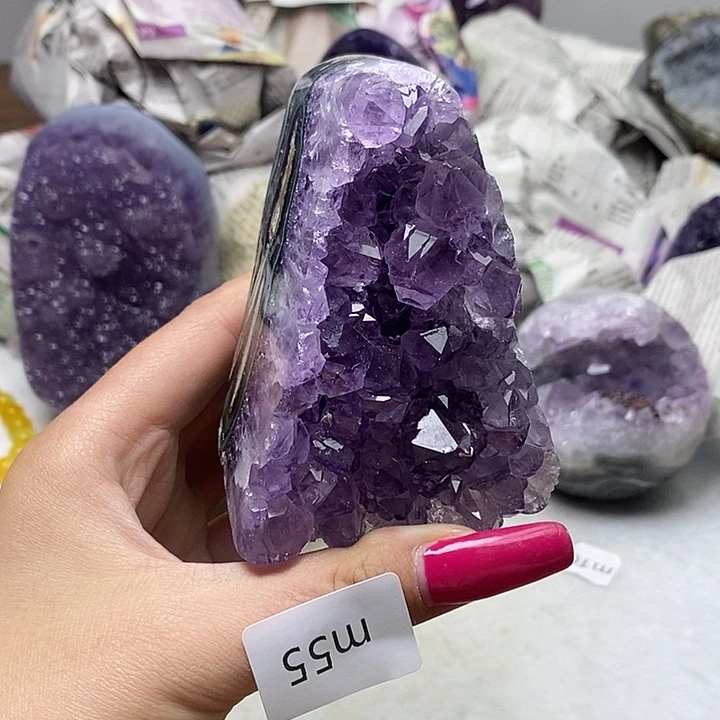 紫晶大型摆件（非配饰）未镶嵌