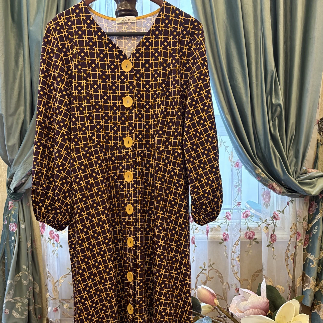 气质秋季新款洋气减龄优雅中长款连衣裙