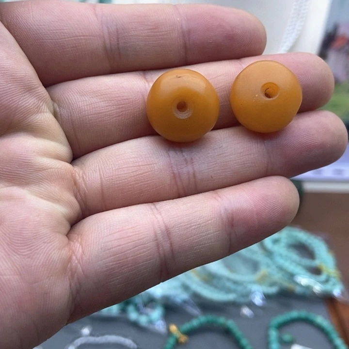 未镶嵌琥珀裸石配饰