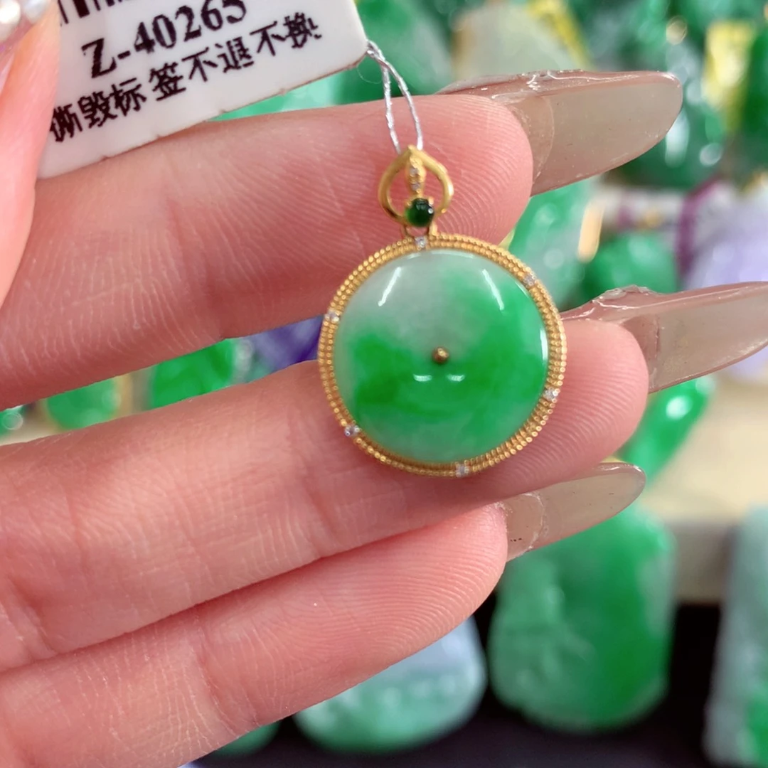 翡翠18K金镶嵌吊坠(不含链)
