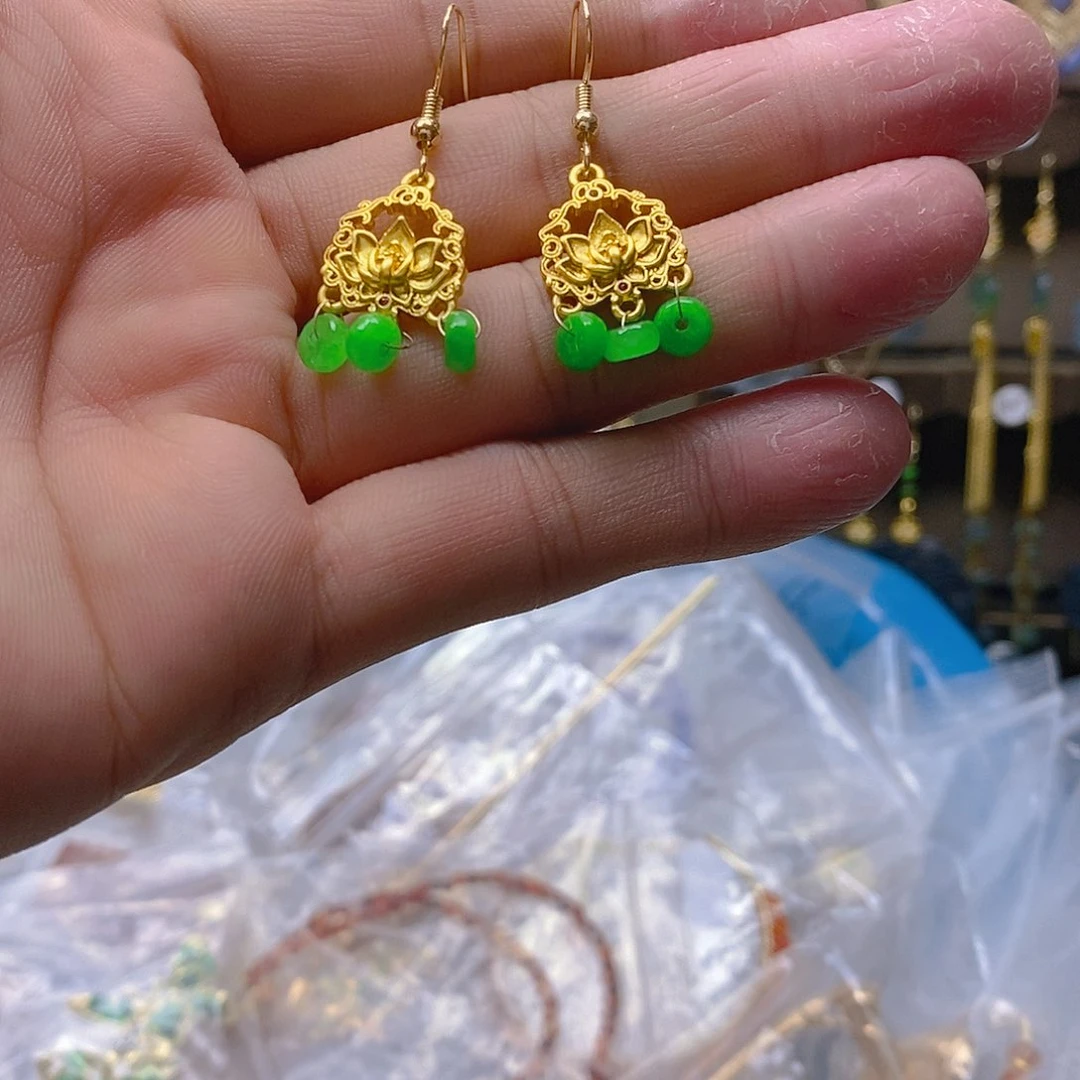 翡翠合金耳饰翡翠
