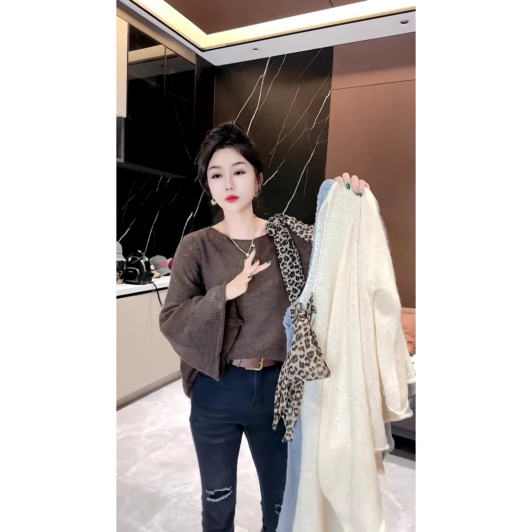 法式慵懒风喇叭袖豹纹丝巾针织毛衣衫