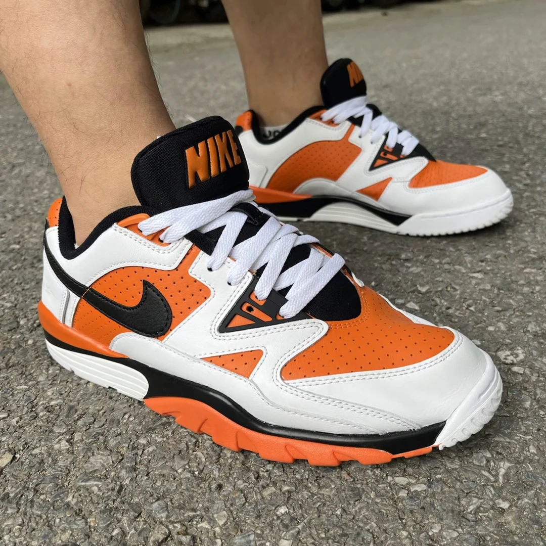 Nike  Air Cross Trainer 3  3 Low 皮革防滑支撑 低帮橙白色