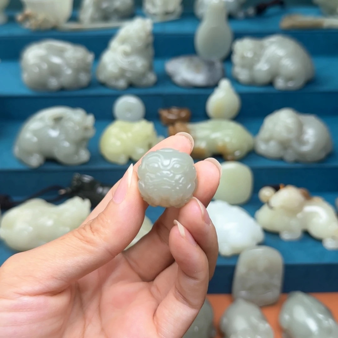 未镶嵌和田玉（糖玉）把件