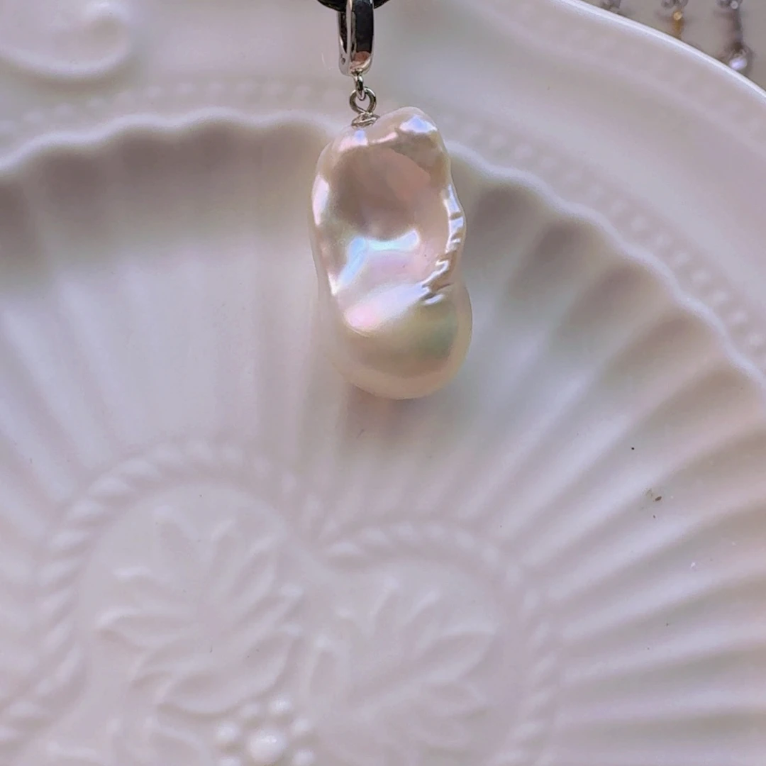 银S925镶嵌淡水珍珠颈饰